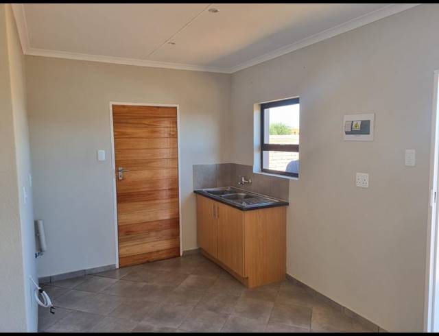 2 BEDROOM HOUSE FOR SALE IN SELCOURT